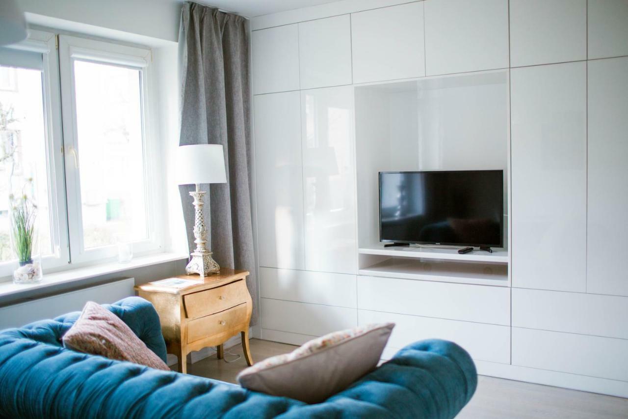 Flat White Apartament Pultusk Leilighet Eksteriør bilde